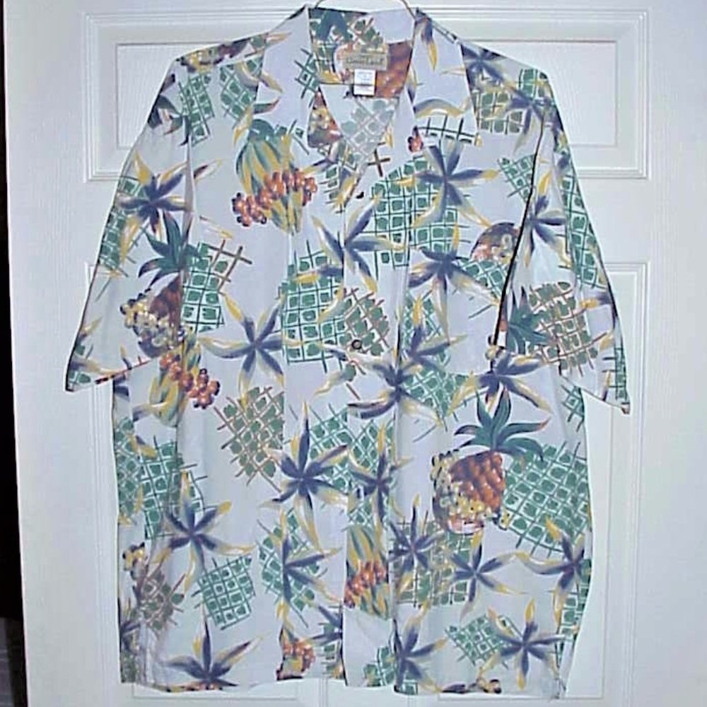 GREAT LAND, XL, MEN'S , TROPICAL PRINT, PRE-OWNED. LAUNDERED. GENTLY WORN SHIRT